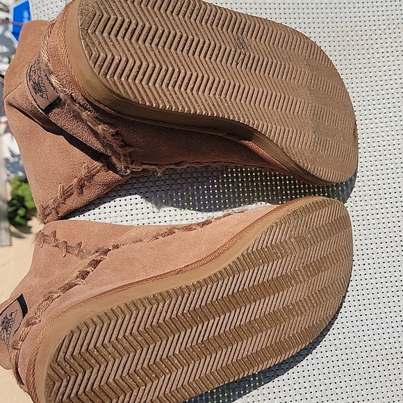 JUICY COUTURE SUEDE BOOTS - Picture 8 of 10